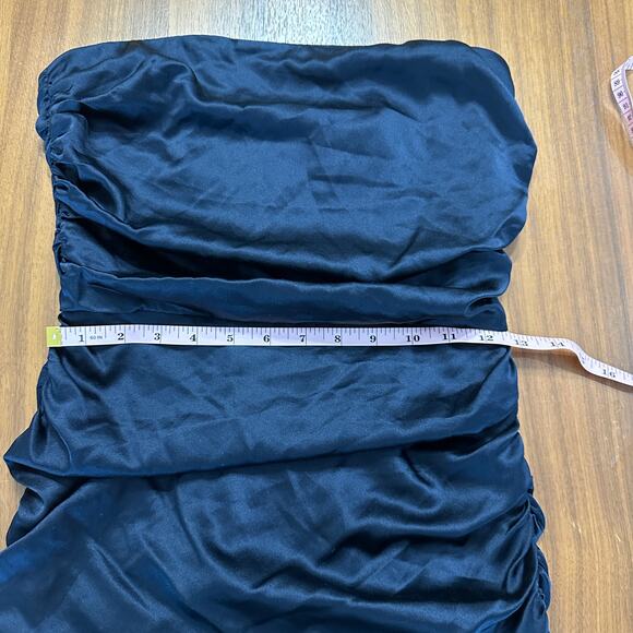 Veronica Beard Navy Kupa Strapless Ruched Silk Dress, Wedding Guest, size 2 - Picture 5 of 11